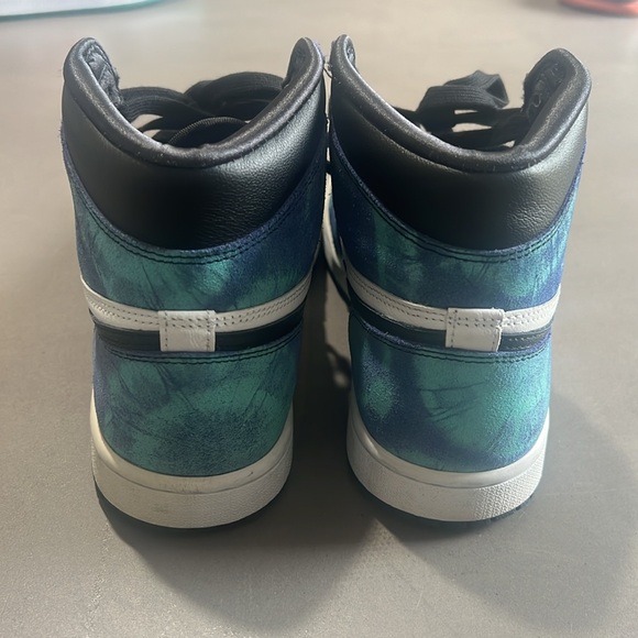 Jordan 1 Retro High Tie Dye Women's Shoes - Picture 6 of 10